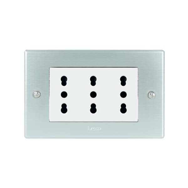 Toma corriente austral TRIPLEX 10/16A 250V PLATA blanco armado